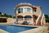 Costa-Blanca-Neuwertige Villa auf ebenem Grundstück!